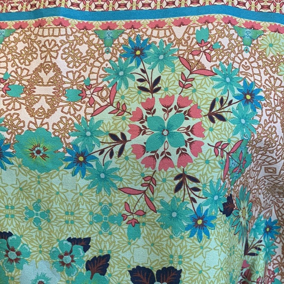 Maddy London Dress - Picture 2 of 3